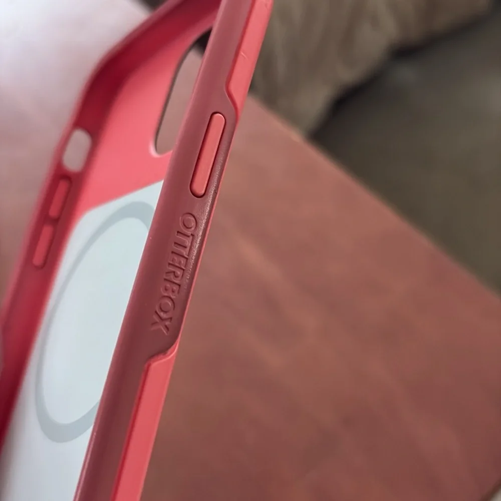 Otter box iPhone 12 pink good used condition